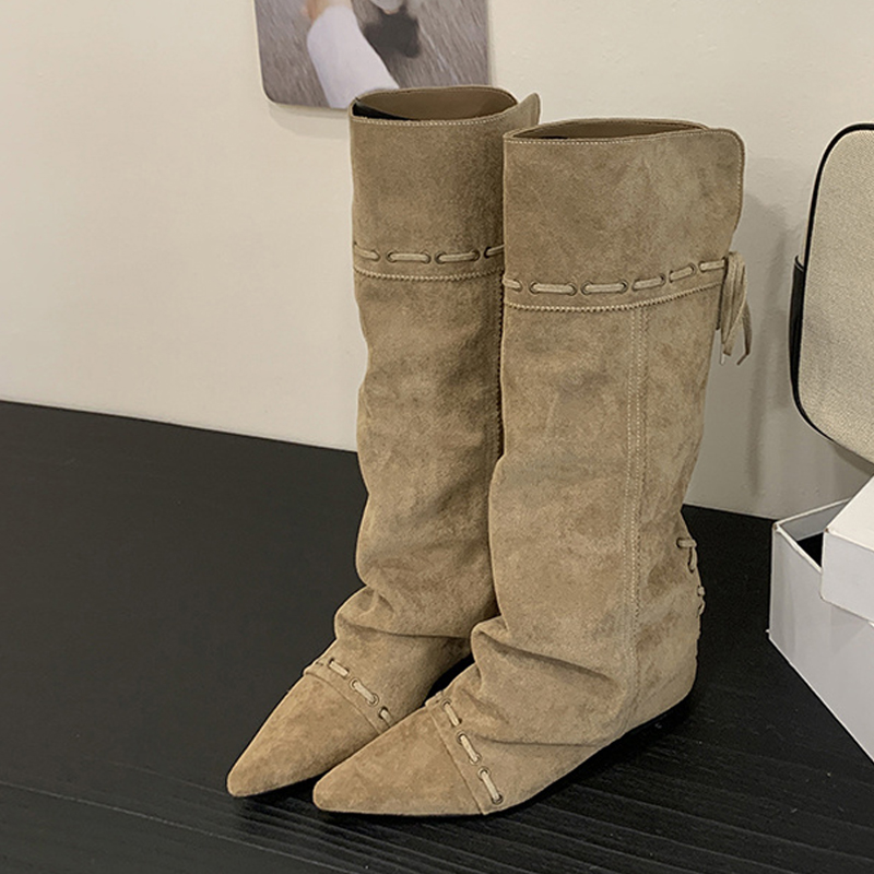 Street Fashion Vintage - รองเท้าบูทหุ้มข้อผูกเชือกแบบมีเชือกผูกด้านในเพิ่มความสูง ดีไซน์แฟชั่นสไตล์วินเทจ หัวแหลม ยี่ห้อ Liyke สำหรับผู้หญิง