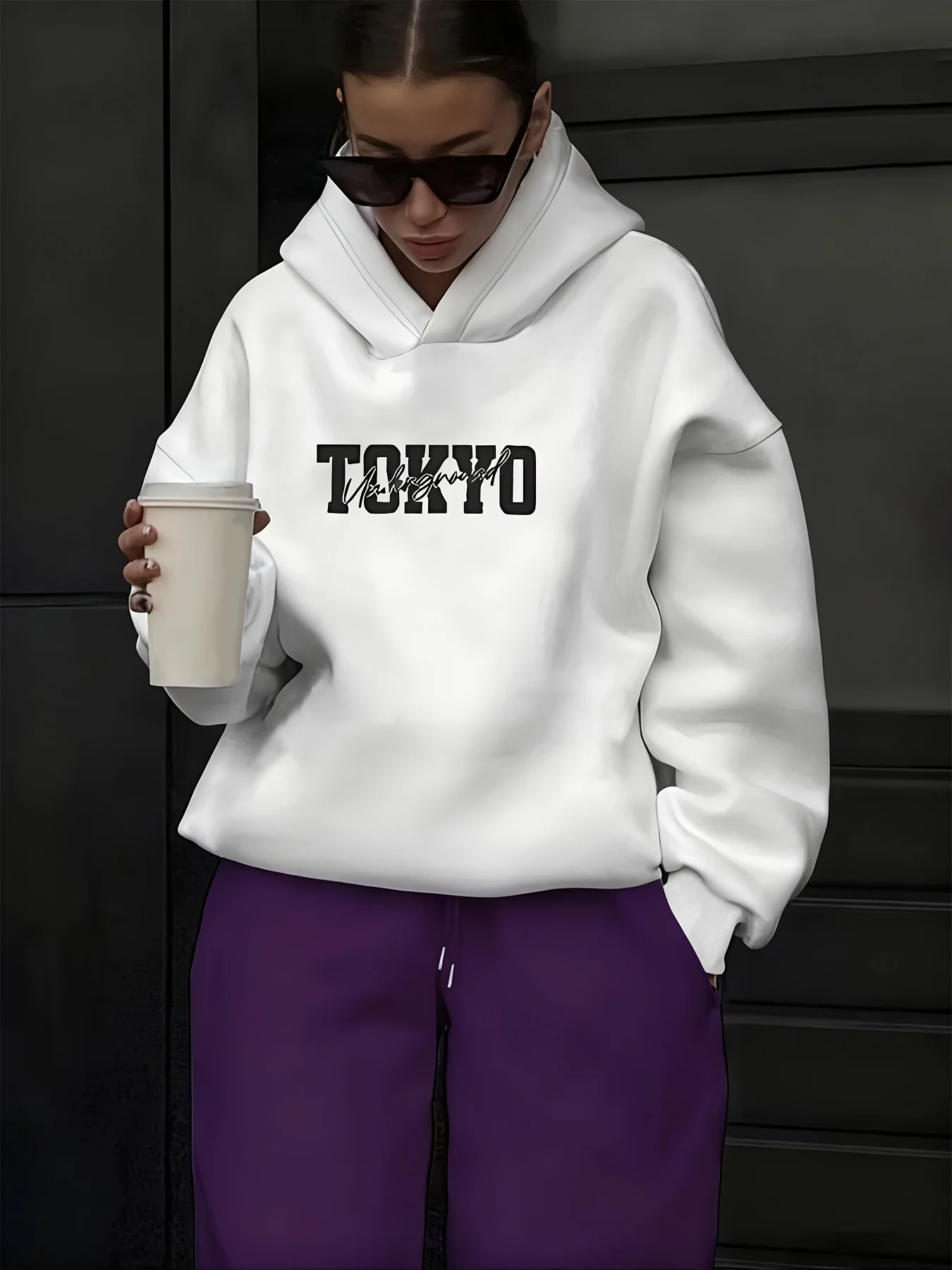 เสื้อฮู้ดสตรีทแวร์สไตล์ญี่ปุ่น - Street Fashion In Tokyo บทวิจารณ์และราคา