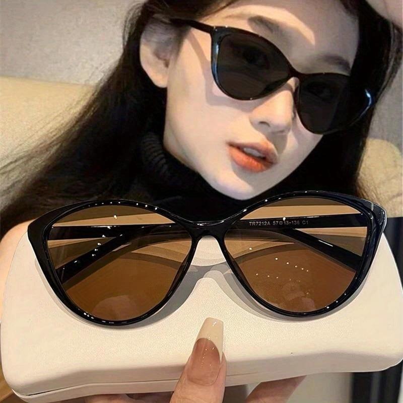 แว่นกันแดดทรงแคทอายสไตล์เรโทร  - Street Fashion Vintage บทวิจารณ์และราคา